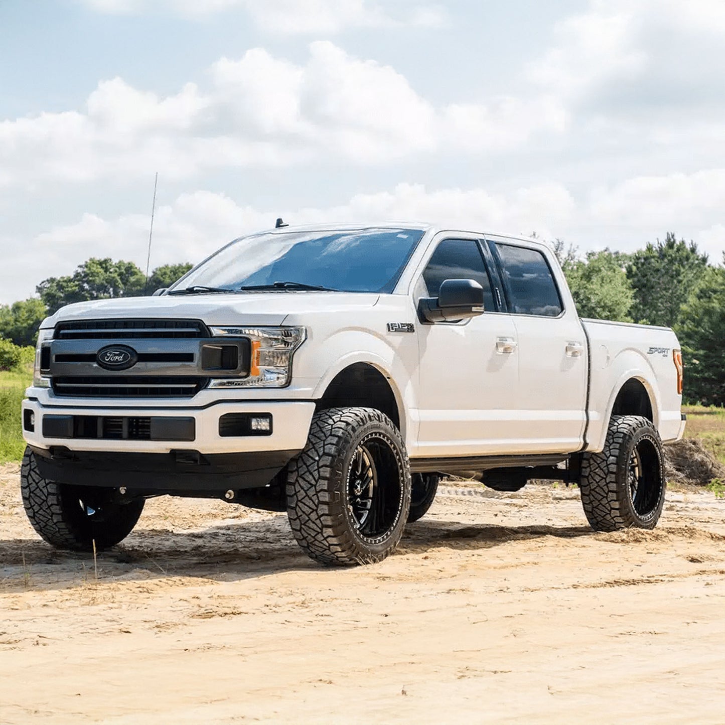 AMP Research PowerStep Xtreme - Black | 2021-2025 Ford F150