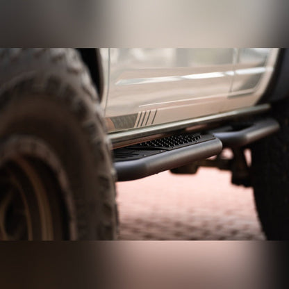 DV8 Offroad OE Plus Series Side Steps | 2021-2025 Ford Bronco - Stateside Performance - Side Steps - DV8 Offroad - DV8 Offroad OE Plus Series Side Steps | 2021-2025 Ford Bronco