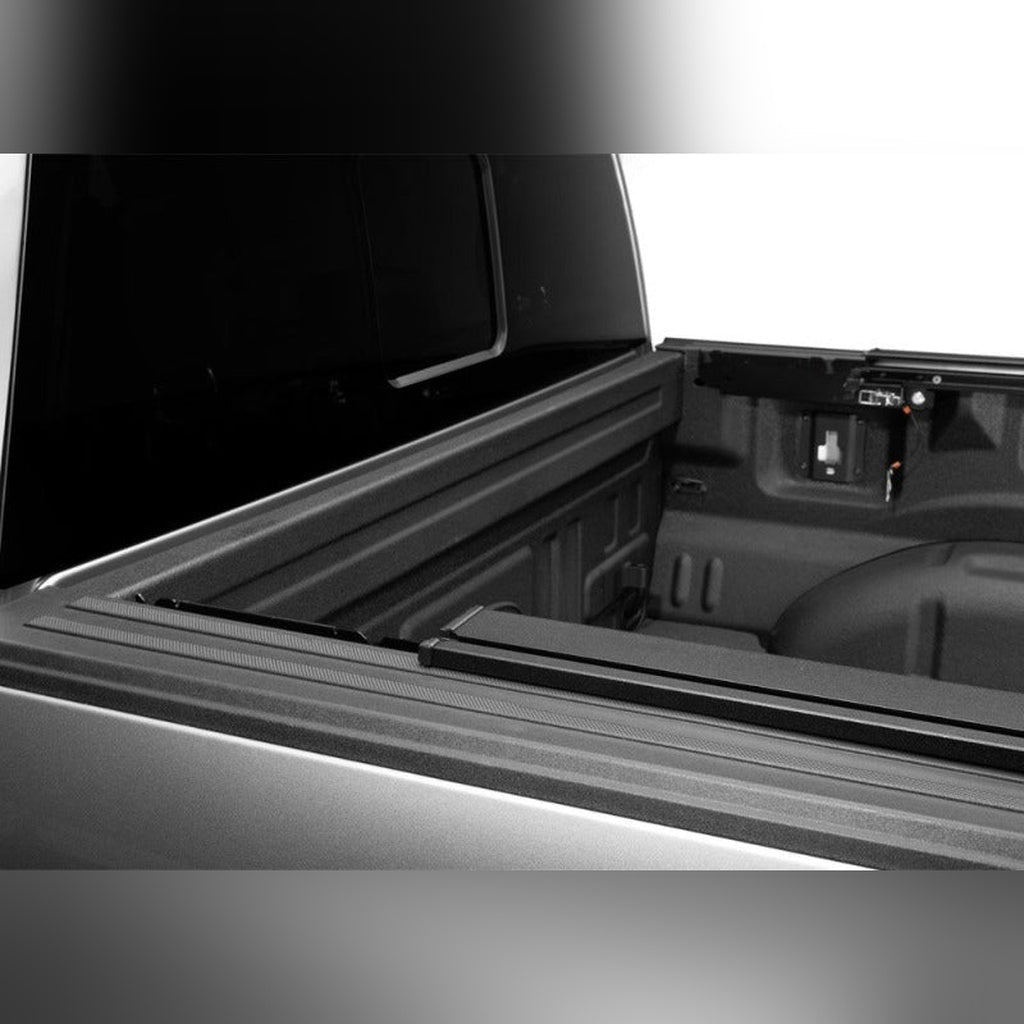 Retrax RetraxPRO EZ-Off Retractable Bed Cover - 6 ft 9 in Bed, No Side Boxes | 2020-2026 Chevy Silverado 2500HD - Stateside Performance - Retractable Bed Covers - Retrax - Retrax RetraxPRO EZ-Off Retractable Bed Cover - 6 ft 9 in Bed, No Side Boxes | 2020-2026 Chevy Silverado 2500HD