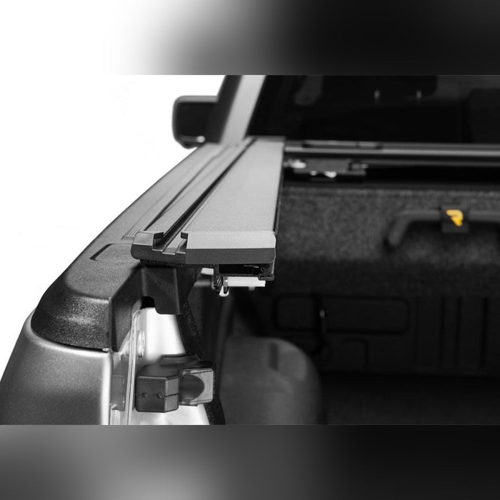 Retrax RetraxPRO EZ-Off Retractable Bed Cover - 6 ft 9 in Bed, No Side Boxes | 2020-2026 Chevy Silverado 2500HD - Stateside Performance - Retractable Bed Covers - Retrax - Retrax RetraxPRO EZ-Off Retractable Bed Cover - 6 ft 9 in Bed, No Side Boxes | 2020-2026 Chevy Silverado 2500HD