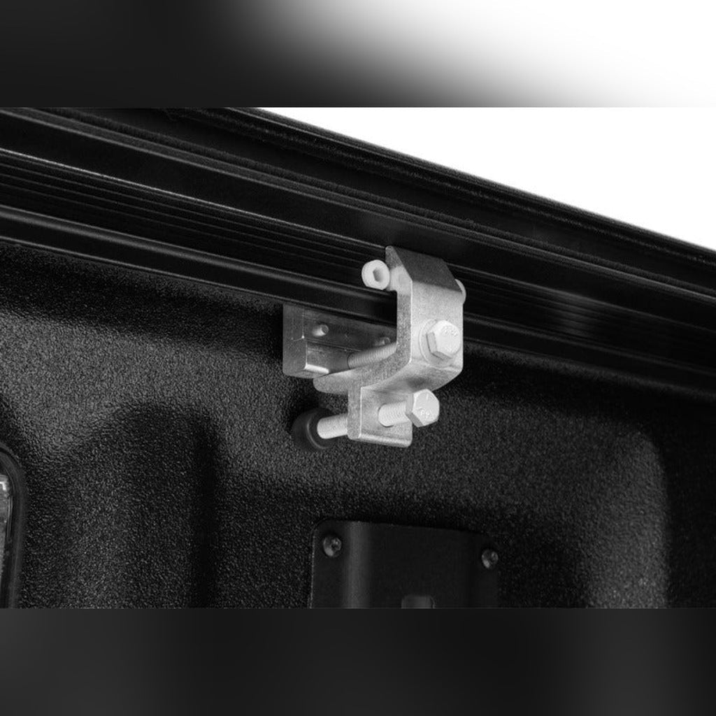 Retrax RetraxPRO EZ-Off Retractable Bed Cover - 6 ft 9 in Bed, No Side Boxes | 2020-2026 Chevy Silverado 2500HD - Stateside Performance - Retractable Bed Covers - Retrax - Retrax RetraxPRO EZ-Off Retractable Bed Cover - 6 ft 9 in Bed, No Side Boxes | 2020-2026 Chevy Silverado 2500HD