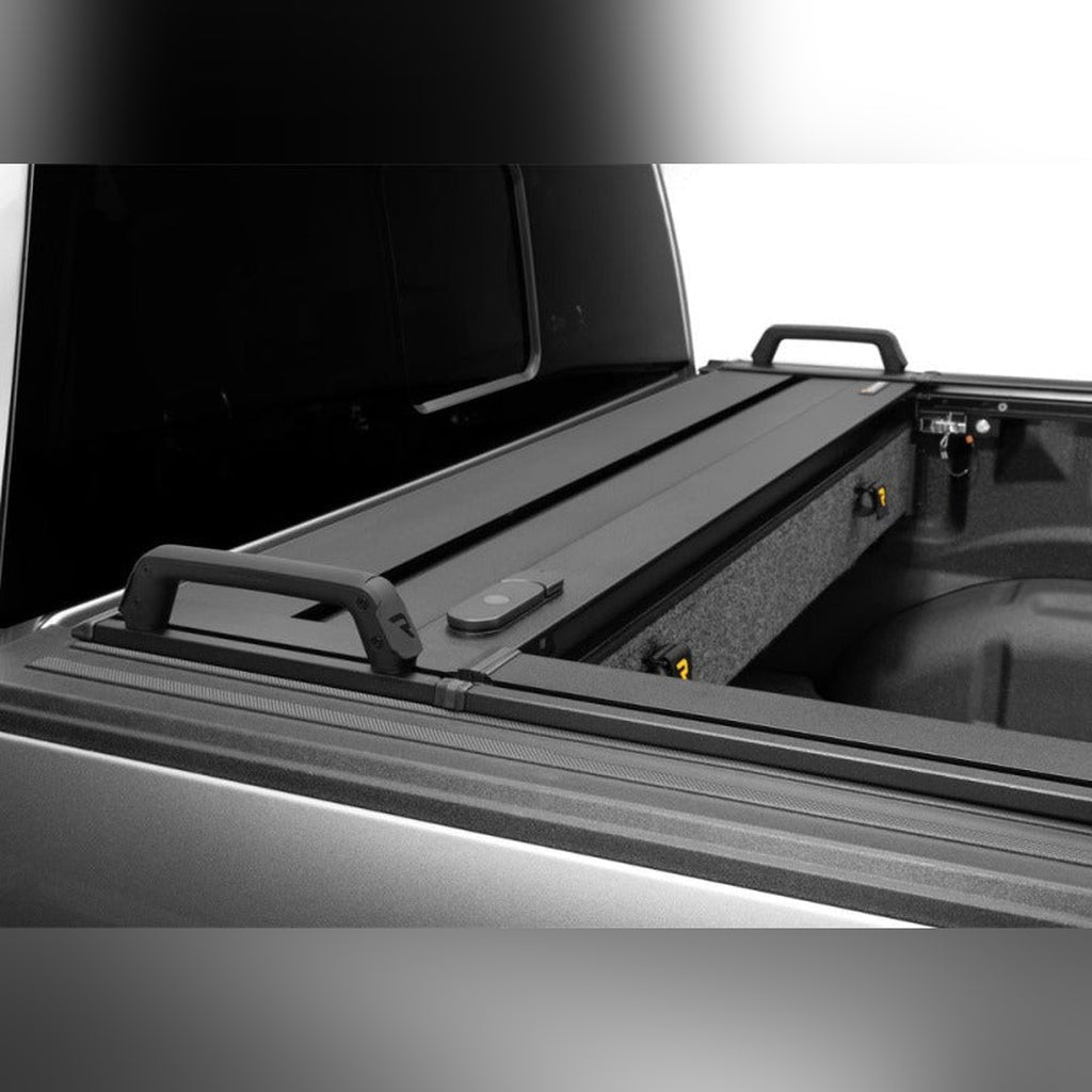 Retrax RetraxPRO EZ-Off Retractable Bed Cover - 6 ft 9 in Bed, No Side Boxes | 2020-2026 Chevy Silverado 2500HD - Stateside Performance - Retractable Bed Covers - Retrax - Retrax RetraxPRO EZ-Off Retractable Bed Cover - 6 ft 9 in Bed, No Side Boxes | 2020-2026 Chevy Silverado 2500HD