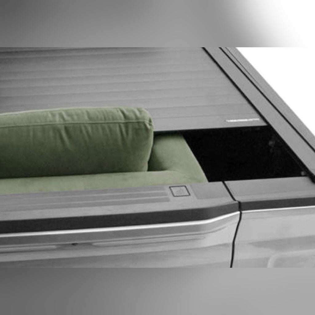 Retrax RetraxPRO XR Retractable Bed Cover - 6 ft 9 in Bed | 2020-2026 Chevy Silverado 2500HD - Stateside Performance - Retractable Bed Covers - Retrax - Retrax RetraxPRO XR Retractable Bed Cover - 6 ft 9 in Bed | 2020-2026 Chevy Silverado 2500HD