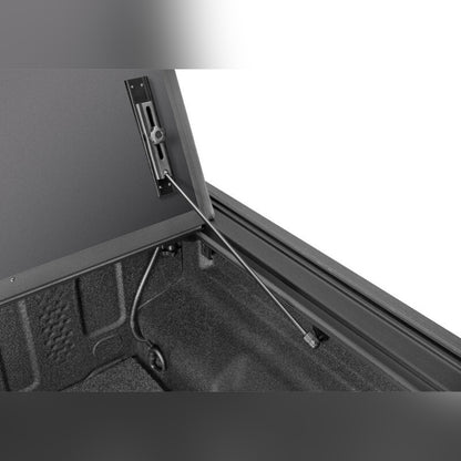 BAK 6ft 7in BAKFlip MX4 TS Hard Folding Bed Cover | 2015-2020 Ford F150